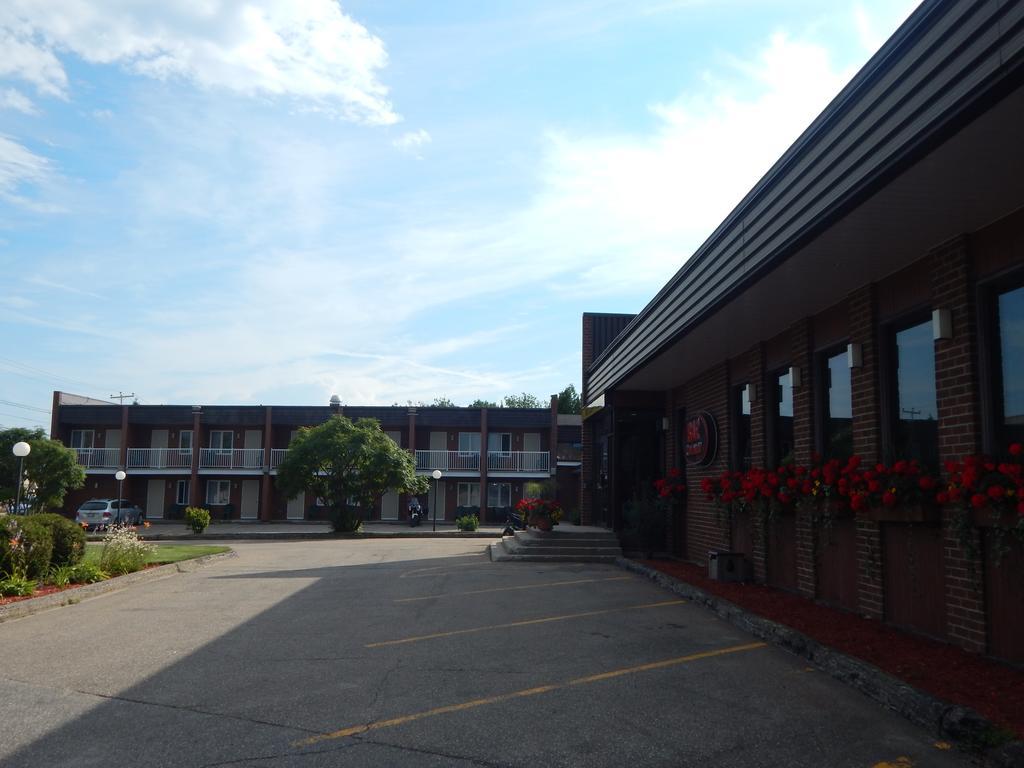 Complexe Hotelier Escoumins Les Escoumins Kültér fotó